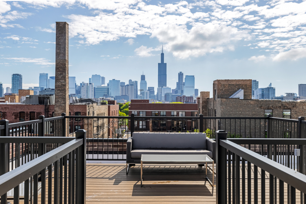 pdetphotography-luxury_living_chicago-maeve_on_ashland-133ashland-chicago-rooftop_exteriors-5_10_2024 (3) (1)